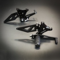 Комплект подножек для станта STUNT KAWASAKI ZX-6R `09-`18; ZX-6R 636 `13-, черный CRAZY IRON