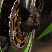 Слайдеры в ось переднего колеса KAWASAKI ZX-636R от `13 - CRAZY IRON