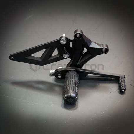 Комплект подножек для станта STUNT KAWASAKI ZX-6R `09-`18; ZX-6R 636 `13-, черный CRAZY IRON (фото 4, фотография 4)