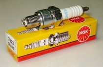 Свеча зажигания NGK CR6HS