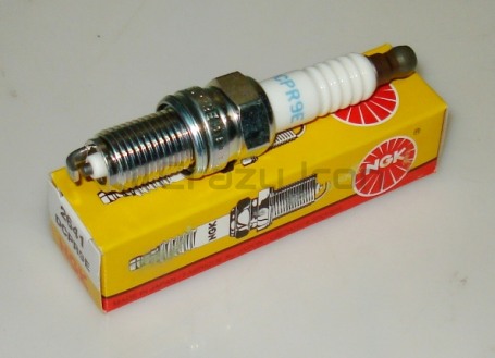 Свеча зажигания NGK DCPR9E (фото 1, фотография 1)