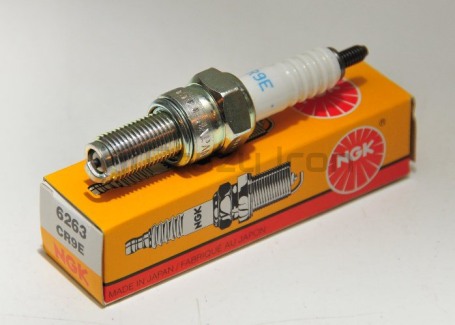 Свеча зажигания NGK CR9E (фото 1, фотография 1)