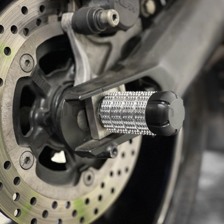 Пеги в ось заднего колеса  YAMAHA MT-09, FZ-09 `17-`20 CRAZY IRON (фото 2, фотография 2)