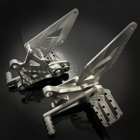 Комплект подножек для станта FOMA KAWASAKI ZX-6R 636 `19- CRAZY IRON (фото 1, фотография 1)