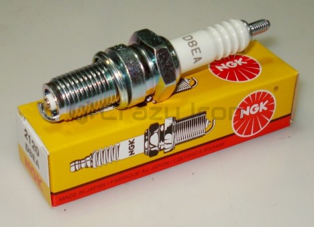 Свеча зажигания NGK D8EA (фото 1, фотография 1)