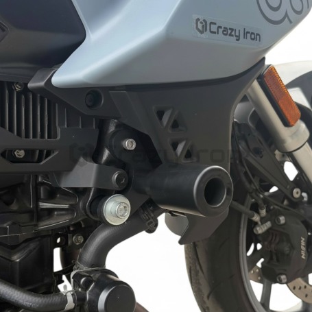 Слайдеры SUZUKI GSX-8S CRAZY IRON (фото 2, фотография 2)