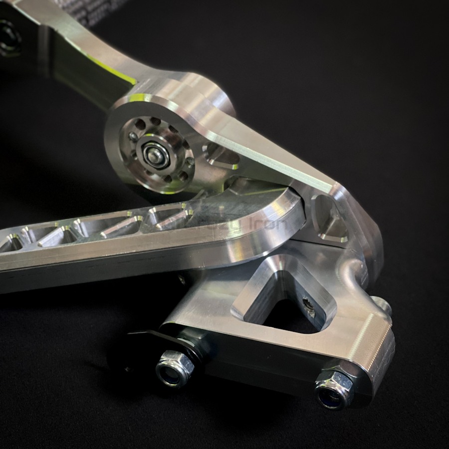Сабкейдж регулируемый CNC YAMAHA MT-09 `14-`20 CRAZY IRON купить в
