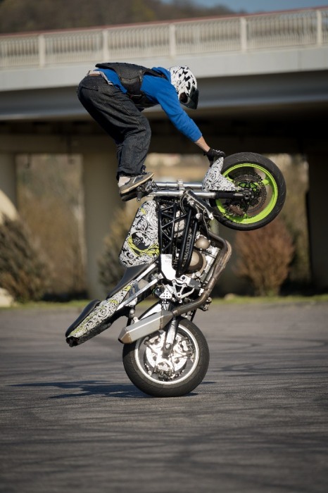 Проект Kawasaki ZX6R для Денис Рыбалко